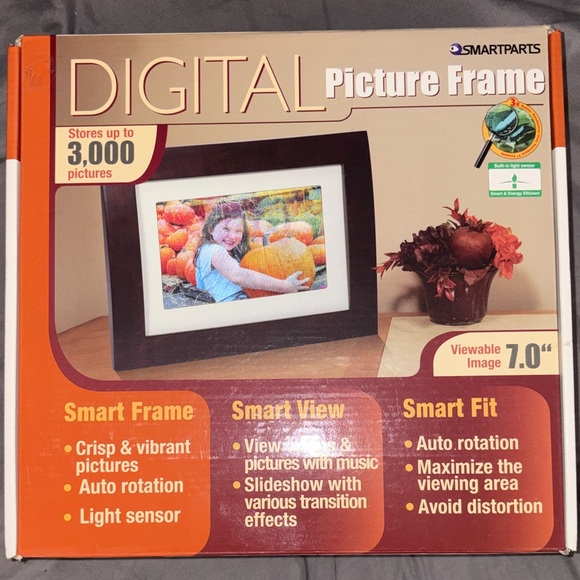 Smartparts Digital Picture Frame 7-Inch - Picture 1 of 7